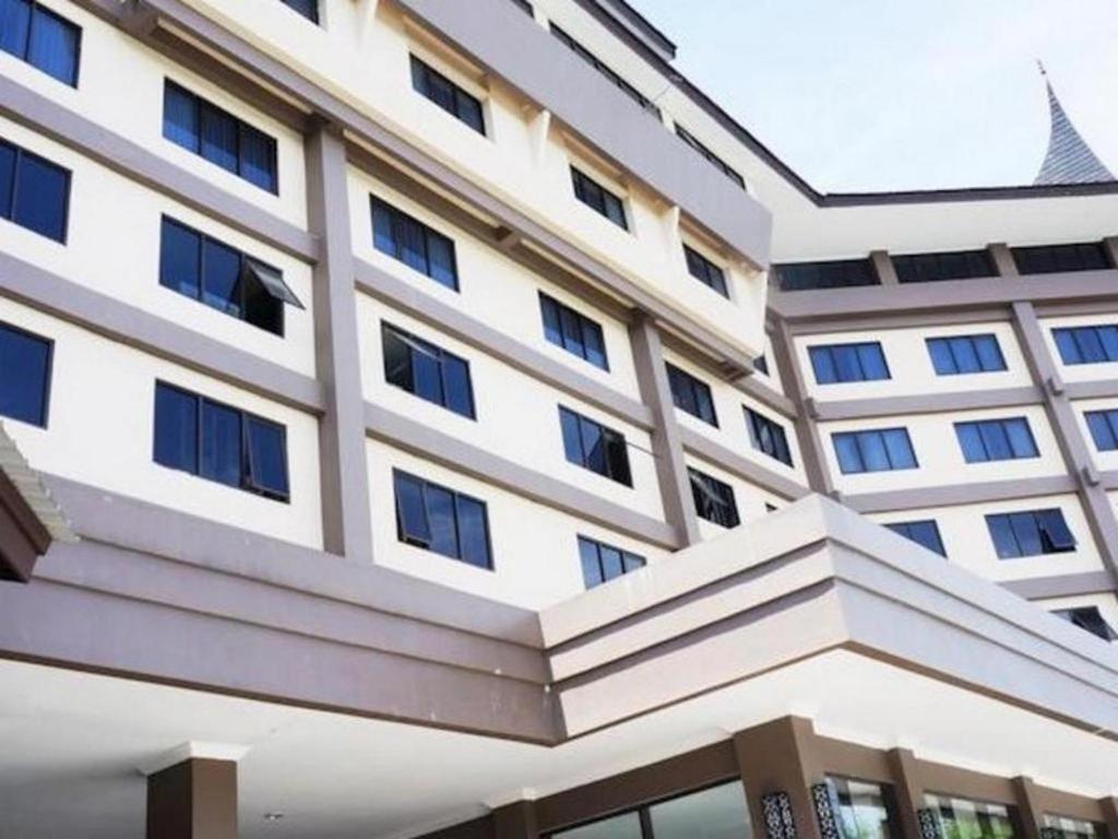 Kyriad Bumiminang Hotel Padang (Sumatra) Exterior foto