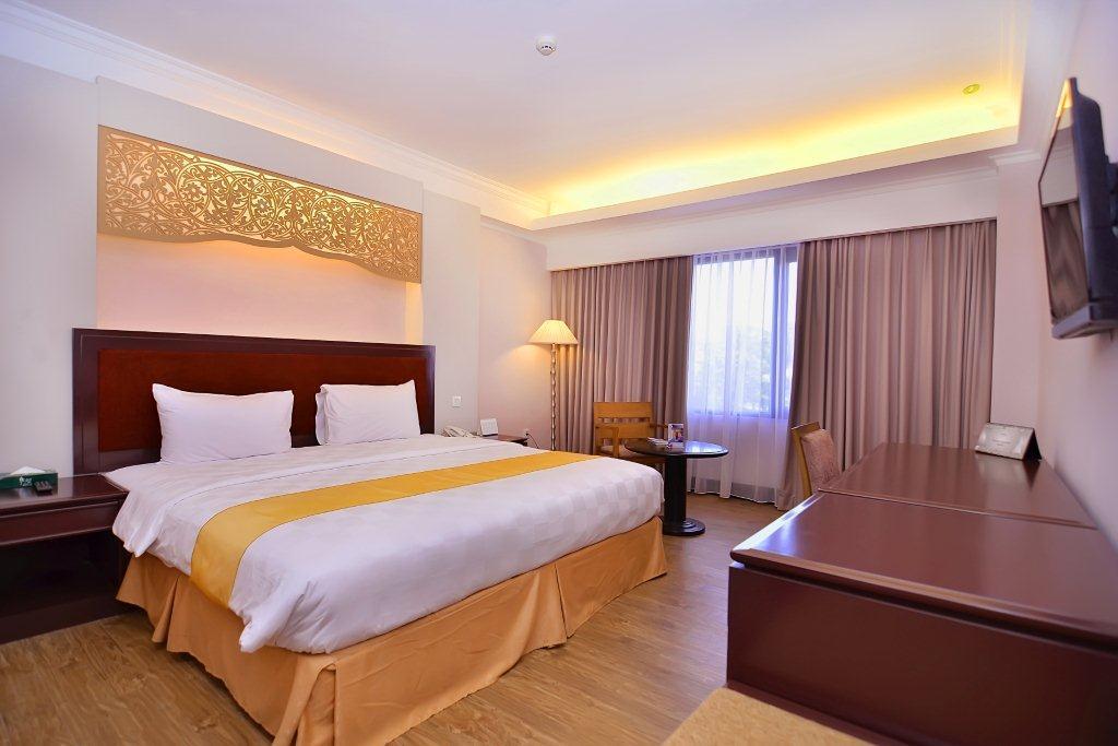 Kyriad Bumiminang Hotel Padang (Sumatra) Exterior foto