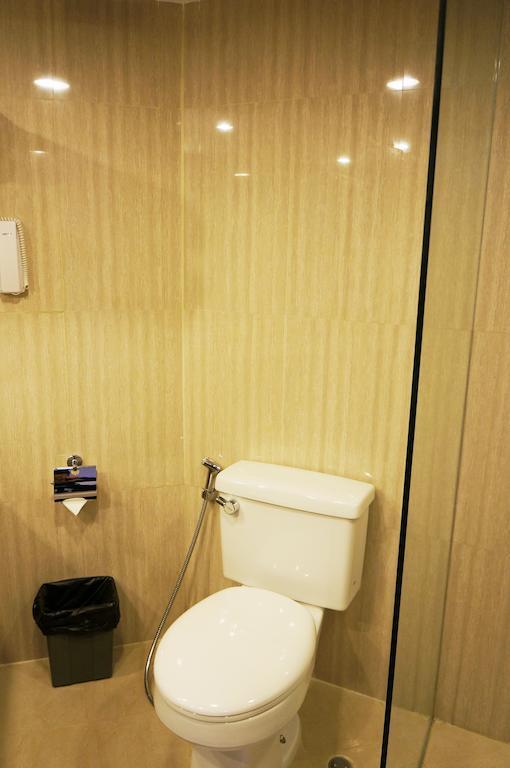 Kyriad Bumiminang Hotel Padang (Sumatra) Quarto foto
