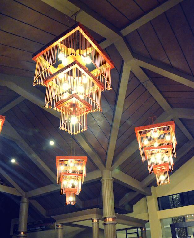 Kyriad Bumiminang Hotel Padang (Sumatra) Exterior foto