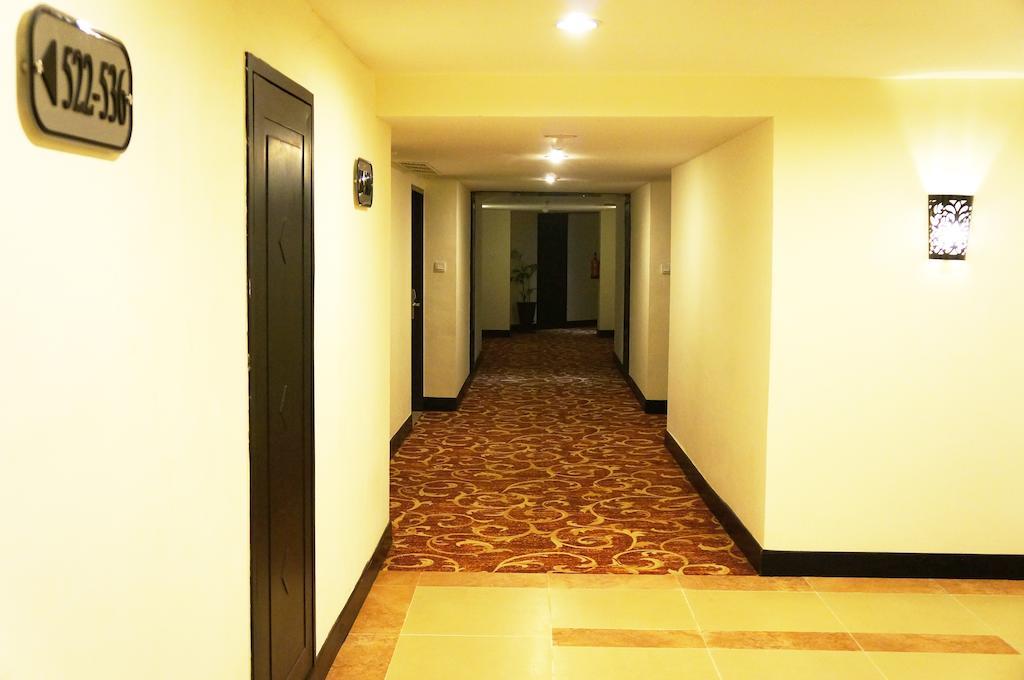 Kyriad Bumiminang Hotel Padang (Sumatra) Exterior foto