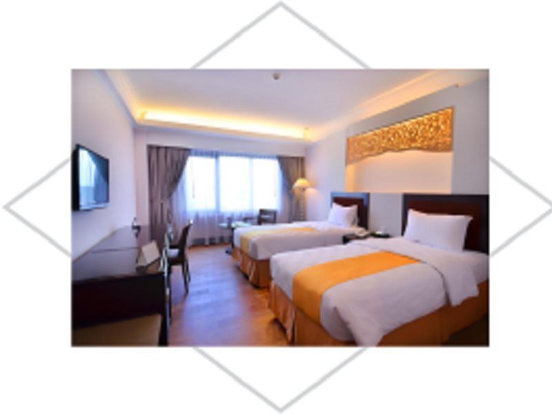 Kyriad Bumiminang Hotel Padang (Sumatra) Exterior foto